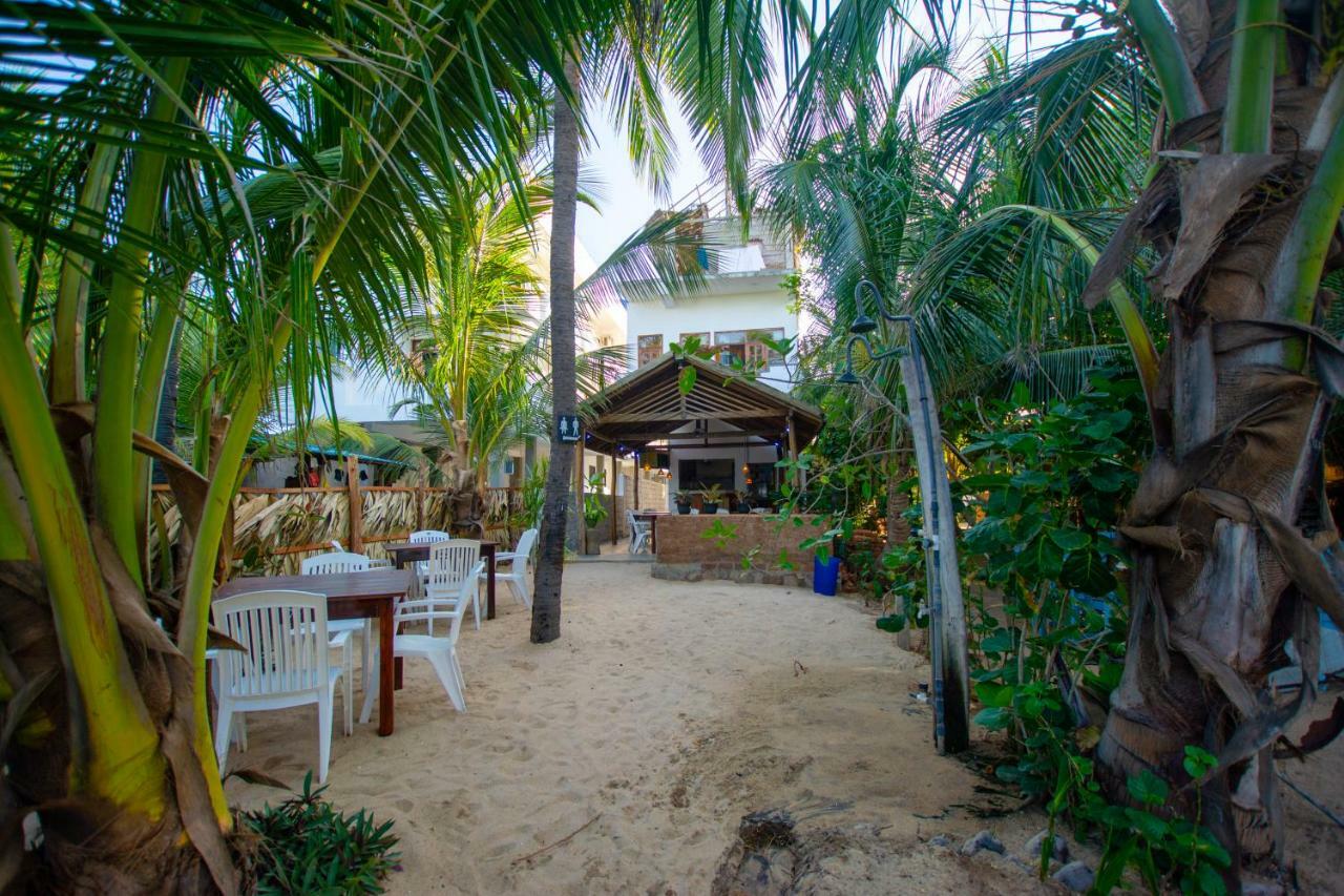 The Surf Access Guest House Arugam Bay Eksteriør billede
