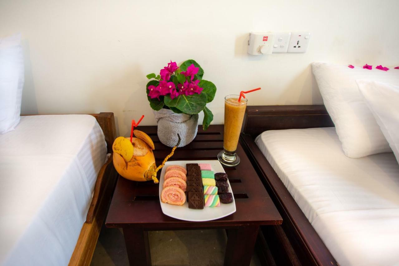 The Surf Access Guest House Arugam Bay Eksteriør billede